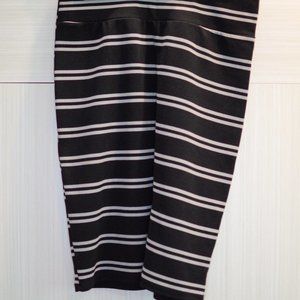 LuLaRoe Cassie Pencil Skirt